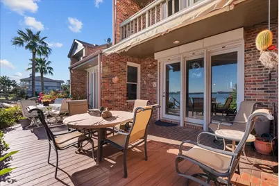 7105 Broadway Street, Galveston, TX 77554 - Photo 4