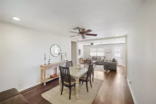 2406 Willowby Dr, Houston, TX 77008 - Photo 4