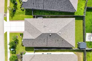 2740 Hidden Hollow Ln, Conroe, TX 77385 - Photo 4