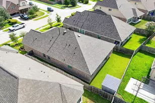 2740 Hidden Hollow Ln, Conroe, TX 77385 - Photo 6