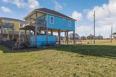 110 Verdia Drive, Crystal Beach, TX 77650 - Photo 26
