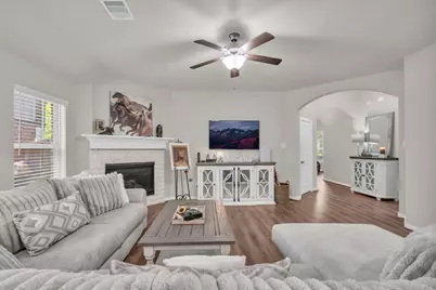 222 Elianne Lace Ct Court, Willis, TX 77318 - Photo 6