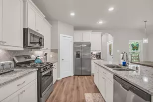 222 Elianne Lace Ct Ct, Willis, TX 77318 - Photo 8