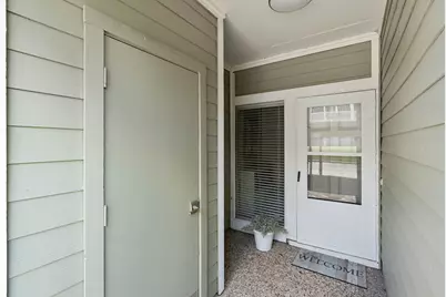 68 April Point S Unit E68 Drive S, Conroe, TX 77356 - Photo 4