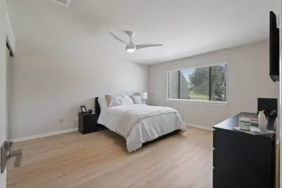 68 April Point S Unit E68 Drive S, Conroe, TX 77356 - Photo 26
