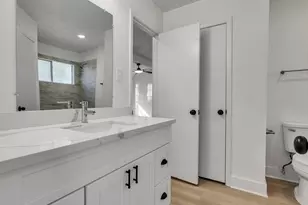 455 Capehill Dr, Houston, TX 77598 - Photo 18