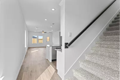 1020 River Coral, Alvin, TX 77511 - Photo 4