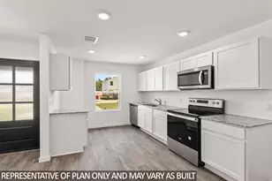 12243 Shield Crest Ct, Willis, TX 77378 - Photo 4