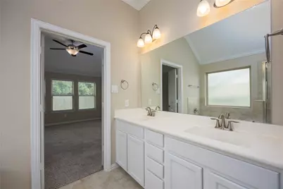 15518 Hudson Valley Court, Crosby, TX 77532 - Photo 16