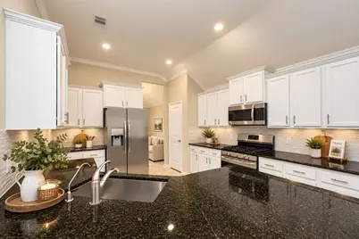 15518 Hudson Valley Court, Crosby, TX 77532 - Photo 12