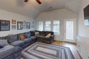 718 Santa Elena Trail, Conroe, TX 77304 - Photo 10