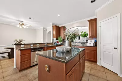 3418 Skyline Village Drive, Houston, TX 77057 - Photo 14