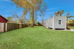 9325 Grady St, Houston, TX 77016 - Photo 14