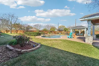 10822 W Dogwood Drive, La Porte, TX 77571 - Photo 32