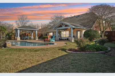 10822 W Dogwood Drive, La Porte, TX 77571 - Photo 2