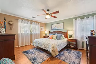 10822 W Dogwood Dr, La Porte, TX 77571 - Photo 12