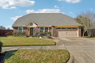 10822 W Dogwood Dr, La Porte, TX 77571 - Photo 1