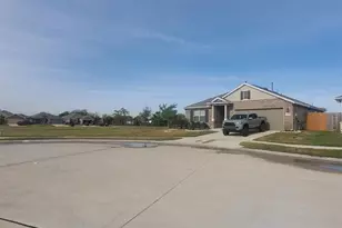 1208 Mare Stable Ct, Alvin, TX 77511 - Photo 2