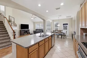 11404 Summit Bay Dr, Pearland, TX 77584 - Photo 12