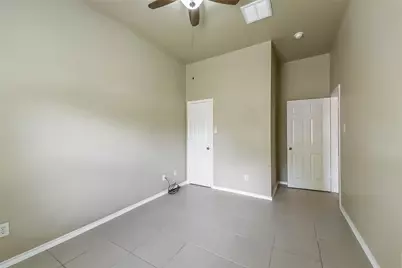 15838 Mossy Shores Court, Houston, TX 77044 - Photo 28