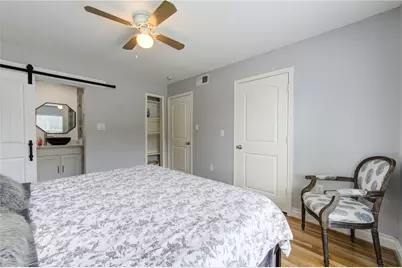 7602 Hammerly Boulevard, Houston, TX 77055 - Photo 18