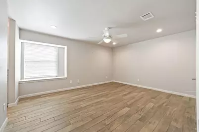 9110 Tooley Drive, Houston, TX 77031 - Photo 18