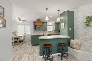 9718 Moorberry Ln, Houston, TX 77080 - Photo 10