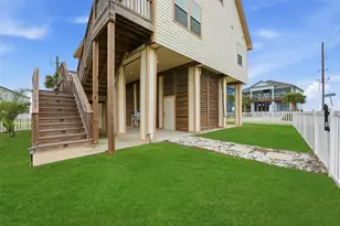 25003 San Simeon Ct, Galveston, TX 77554 - Photo 22