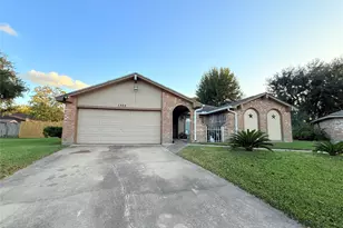 1303 Sterling Green Ct, Houston, TX 77015 - Photo 20