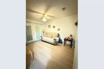 1303 Sterling Green Court, Houston, TX 77015 - Photo 10