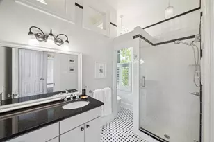 607 11th St, Galveston, TX 77550 - Photo 30