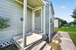 6714 Moss Rose St, Houston, TX 77087 - Photo 4
