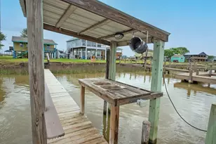 153 Seagull, Sargent, TX 77414 - Photo 16
