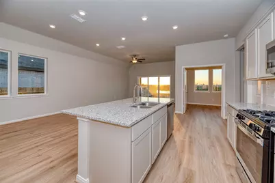 21126 Sunlight Grove Drive, Rosharon, TX 77583 - Photo 4