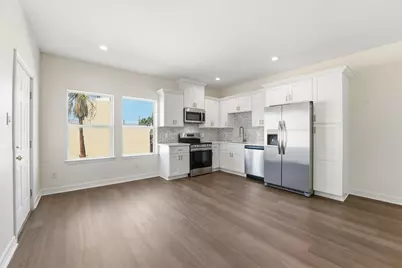 2005 Sealy Street, Galveston, TX 77550 - Photo 12