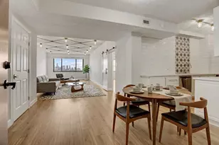 1400 Hermann Dr, Houston, TX 77004 - Photo 2