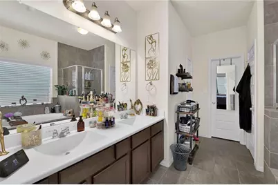 10918 Sun River Falls Drive, Humble, TX 77396 - Photo 8