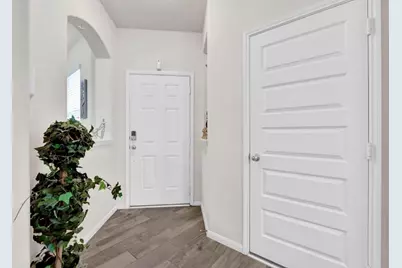 10918 Sun River Falls Drive, Humble, TX 77396 - Photo 2