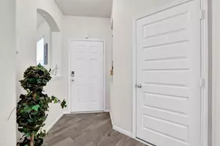 10918 Sun River Falls Dr, Humble, TX 77396 - Photo 2