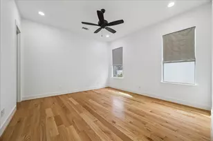 4921 Holly St, Bellaire, TX 77401 - Photo 26