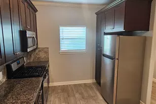 1201 Dutch St, Deer Park, TX 77536 - Photo 4