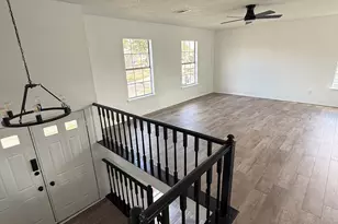 402 Tresvant Dr, Houston, TX 77598 - Photo 18