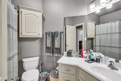 210 Madison Avenue, Clute, TX 77531 - Photo 22