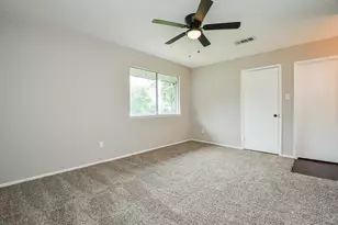 5809 Village Forest Ct, Houston, TX 77092 - Photo 14