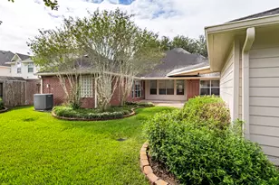 1938 Canyon Crest Dr, Sugar Land, TX 77479 - Photo 44