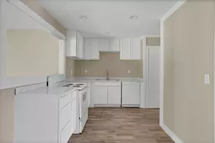 5823 Lyndhurst Dr, Houston, TX 77033 - Photo 8