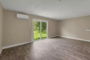 5823 Lyndhurst Dr, Houston, TX 77033 - Photo 10
