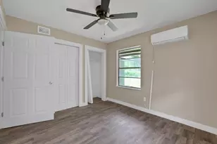 5823 Lyndhurst Dr, Houston, TX 77033 - Photo 18