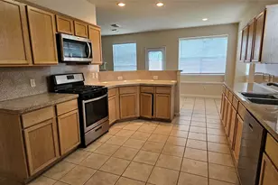 2519 Pine Shadows Dr, Sugar Land, TX 77479 - Photo 8