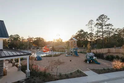 12167 Ridge Top Drive, Conroe, TX 77304 - Photo 10